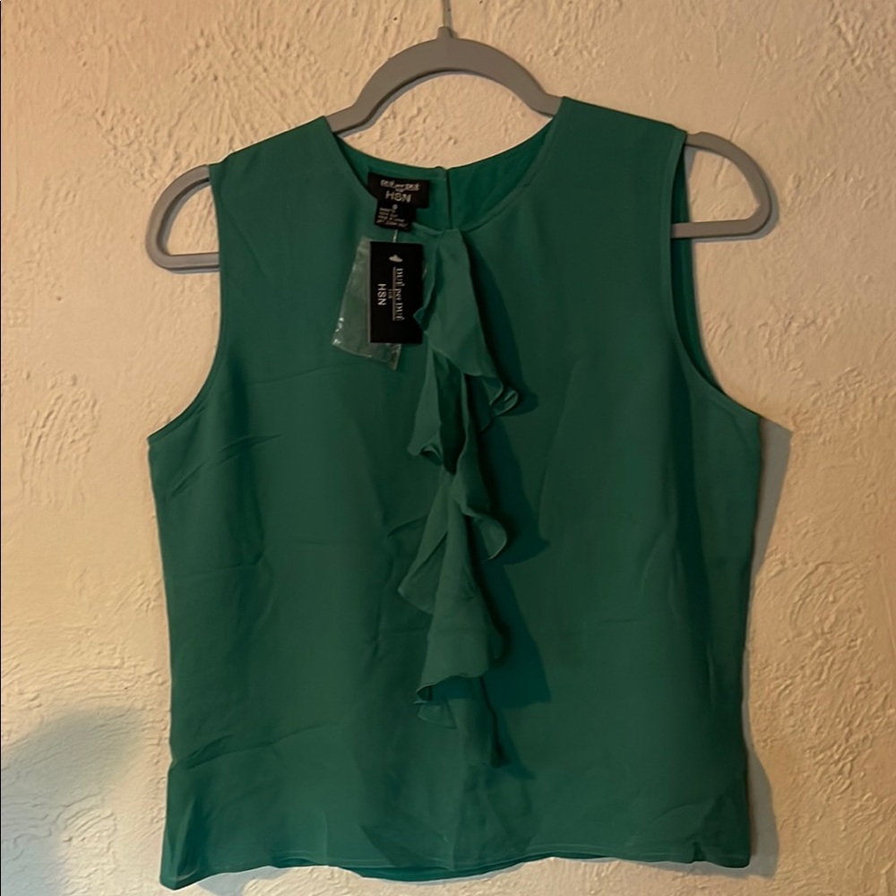 Due per Due For HSN Elegant Silk Green Sleeveless Top